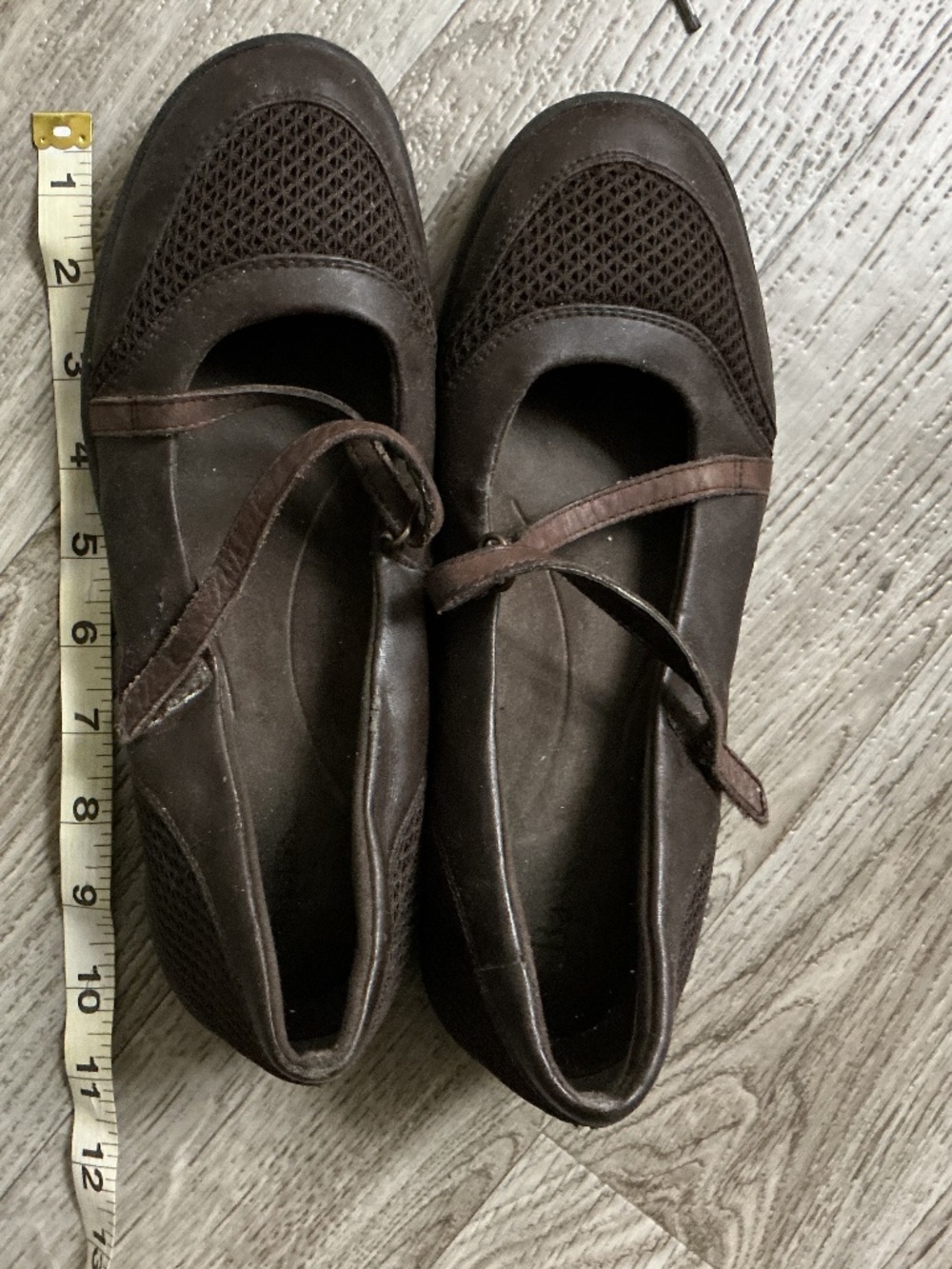 Ballet sneaker shoe bass and company brown size 7.5